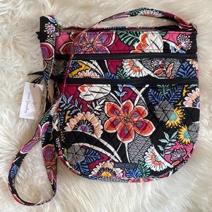 Vera Bradley flowered trio zip hipster handbag